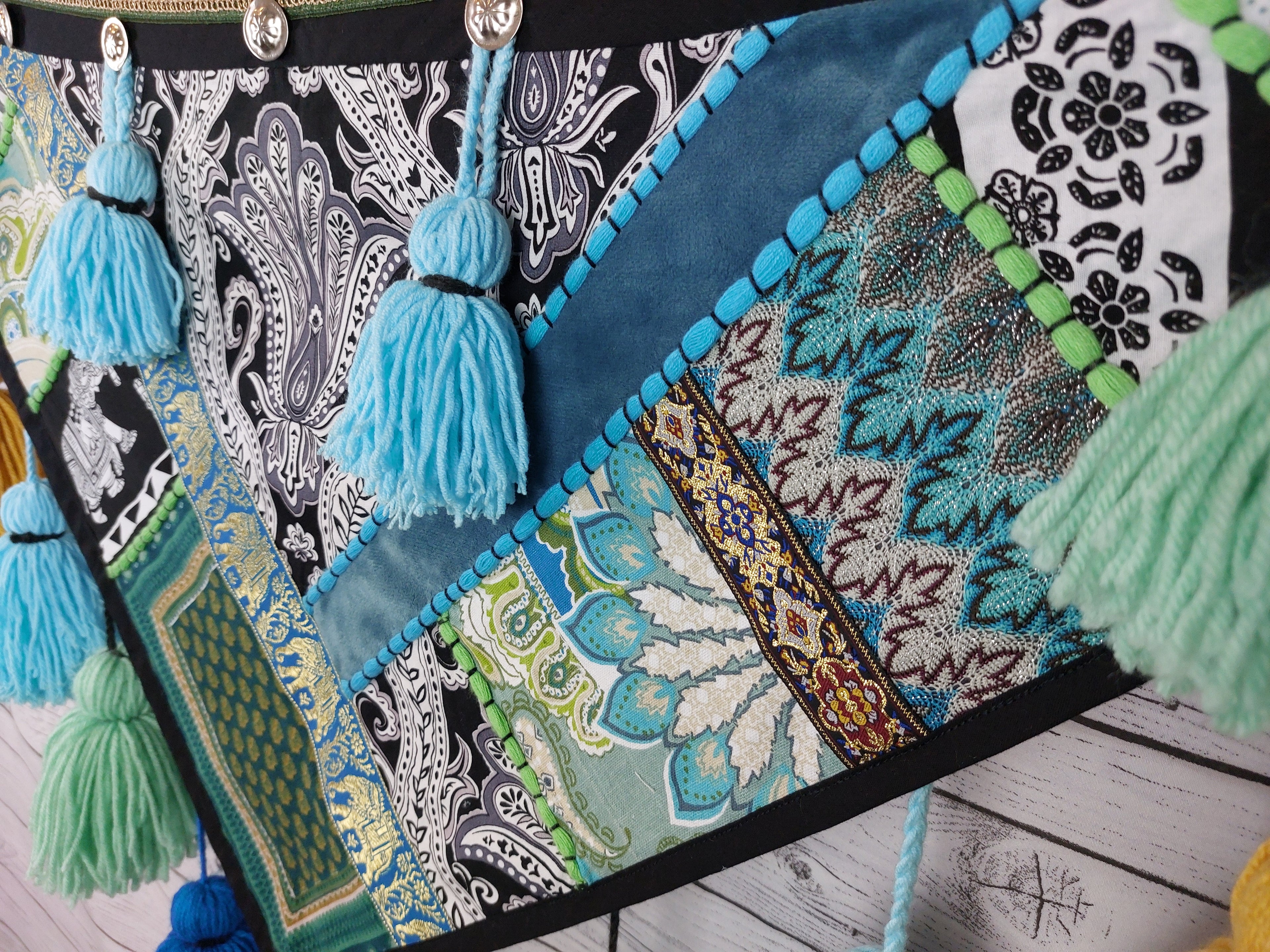 Tassel Belt "Turquoise Elephant", Quastengürtel für FCBD, ATS, ITS, Bauchtanz Gürtel, abnehmbare Quasten