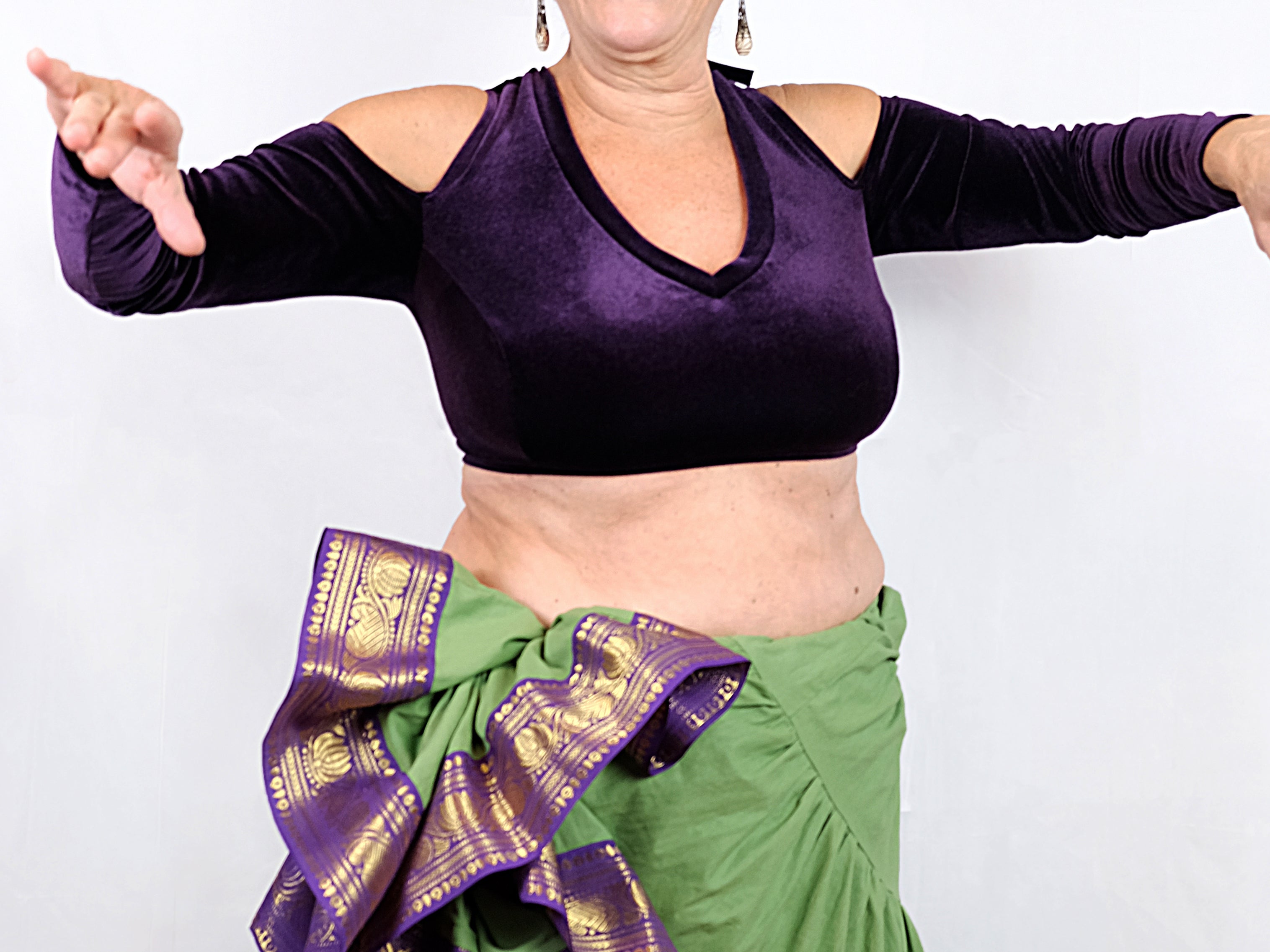 Choli Variante "Gabi", Cup 80D, mit Cold Shoulder, aus Stretch Samt