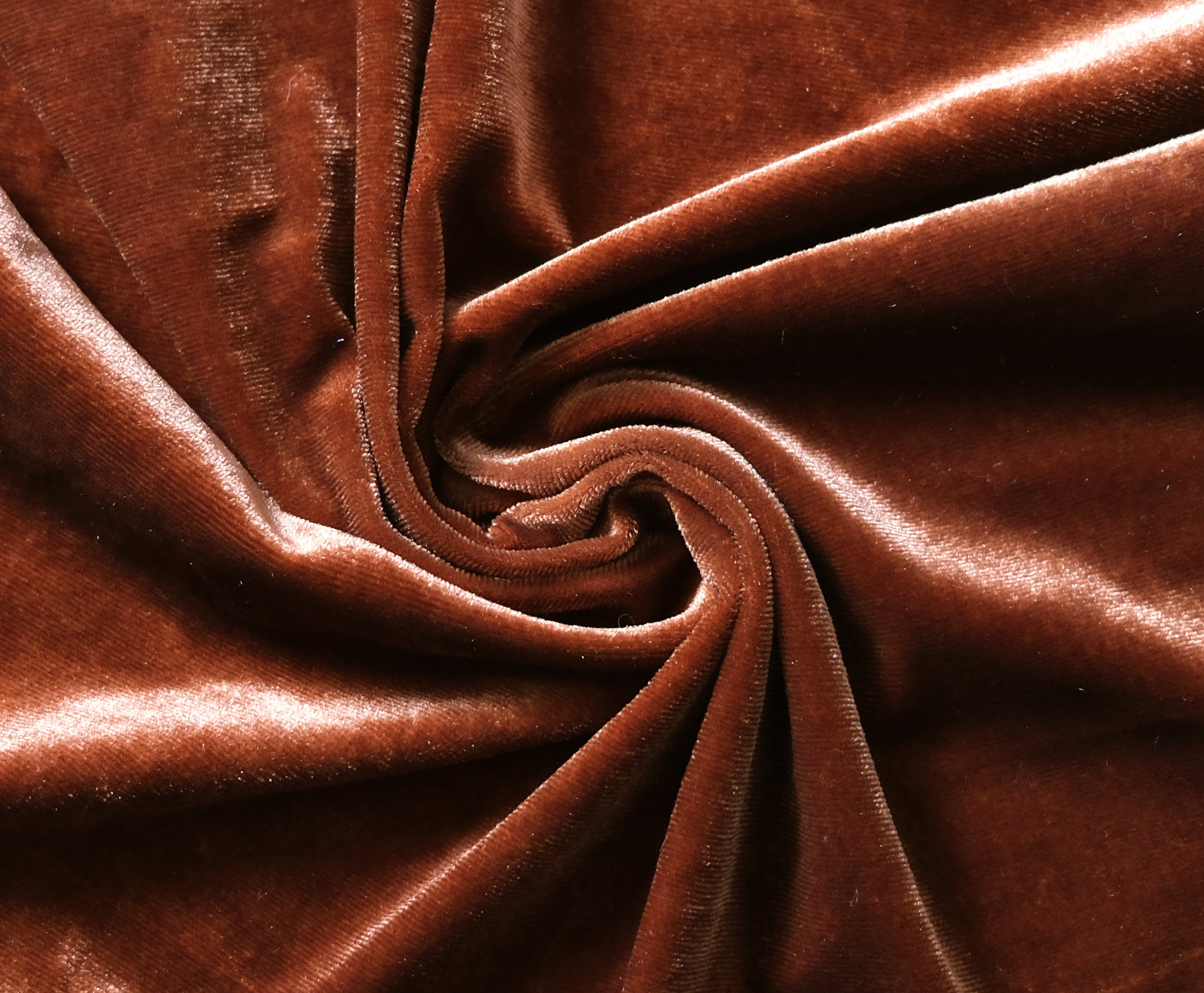 Choli Variante "Natha", mit Cold Shoulder, aus Stretch Samt