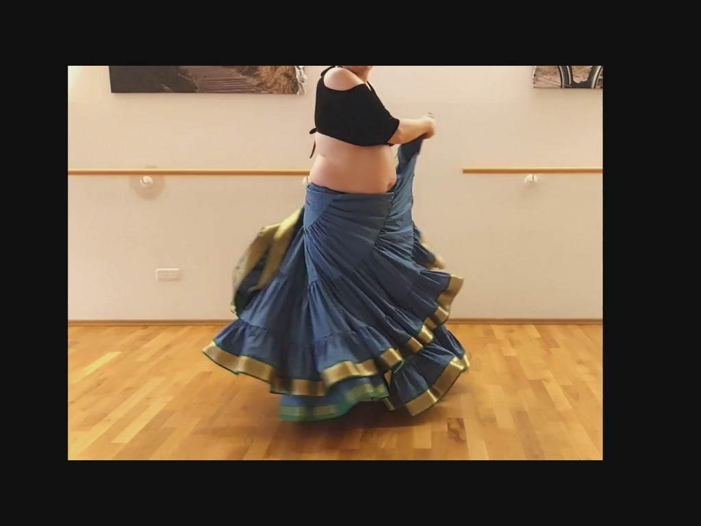 Blauer 25 Yard Padma Skirt - Wähle Sari-Borte, Länge & Weite | Bellydance FCBD, ATS, Tribal Fusion